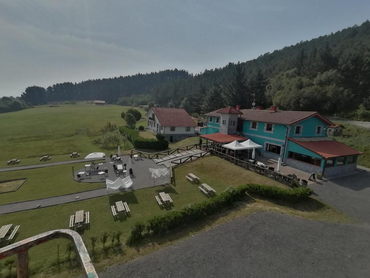 Pikua Landetxea Pensionat Mutriku Exteriör bild